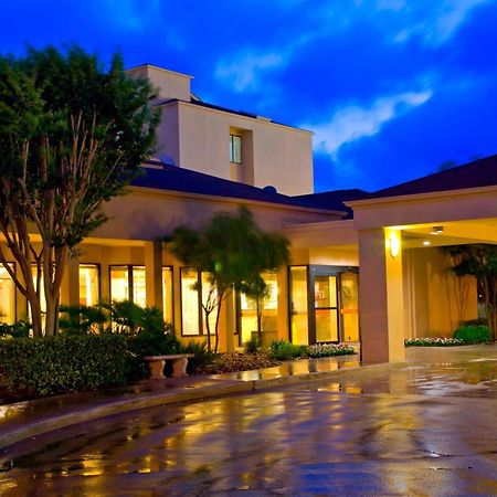 Готель Courtyard By Marriott San Antonio Airport Екстер'єр фото