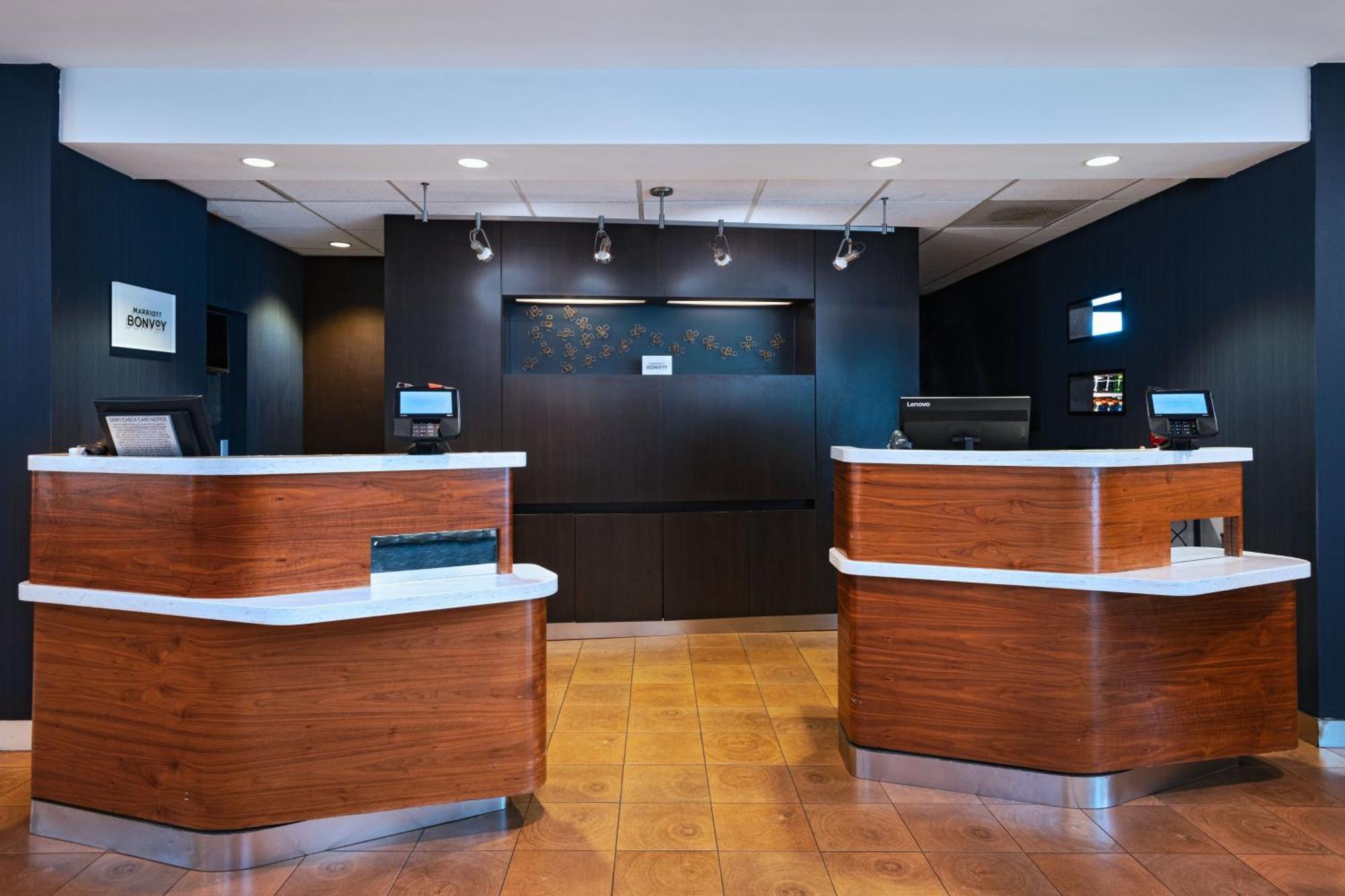 Готель Courtyard By Marriott San Antonio Airport Екстер'єр фото