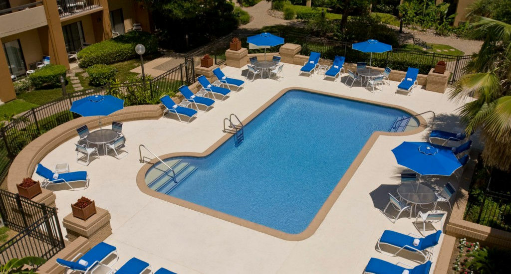 Готель Courtyard By Marriott San Antonio Airport Екстер'єр фото