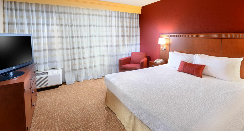 Готель Courtyard By Marriott San Antonio Airport Екстер'єр фото